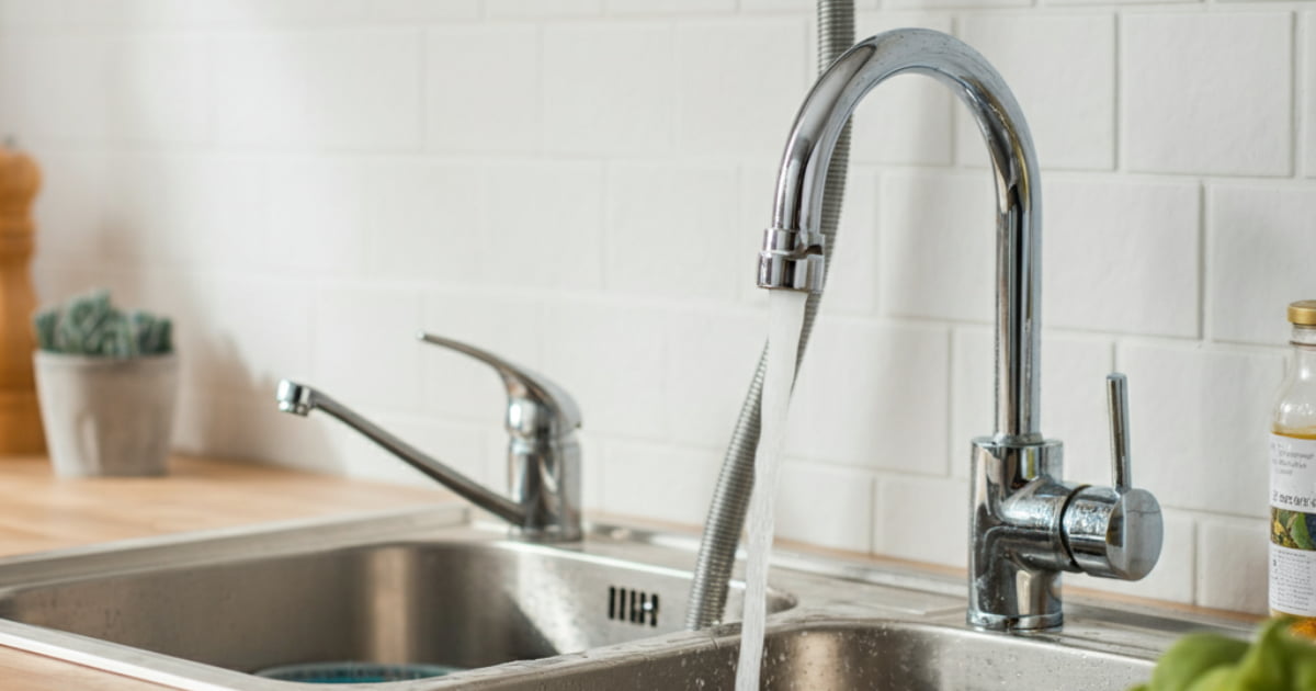 Why Is Your Kitchen Sink’s Water Pressure Low? Why Is Your Kitchen Sink’s Water Pressure Low? DIY Fixes & Tips